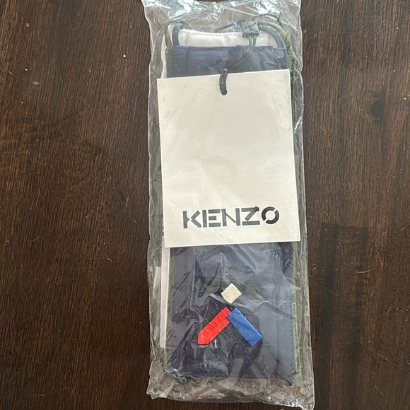 BNWT Kenzo face masks. 3 pack Orig $85 - Picture 2 of 3